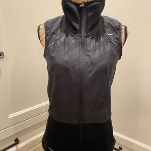 NIKE Therma-Fit Vest Black Small